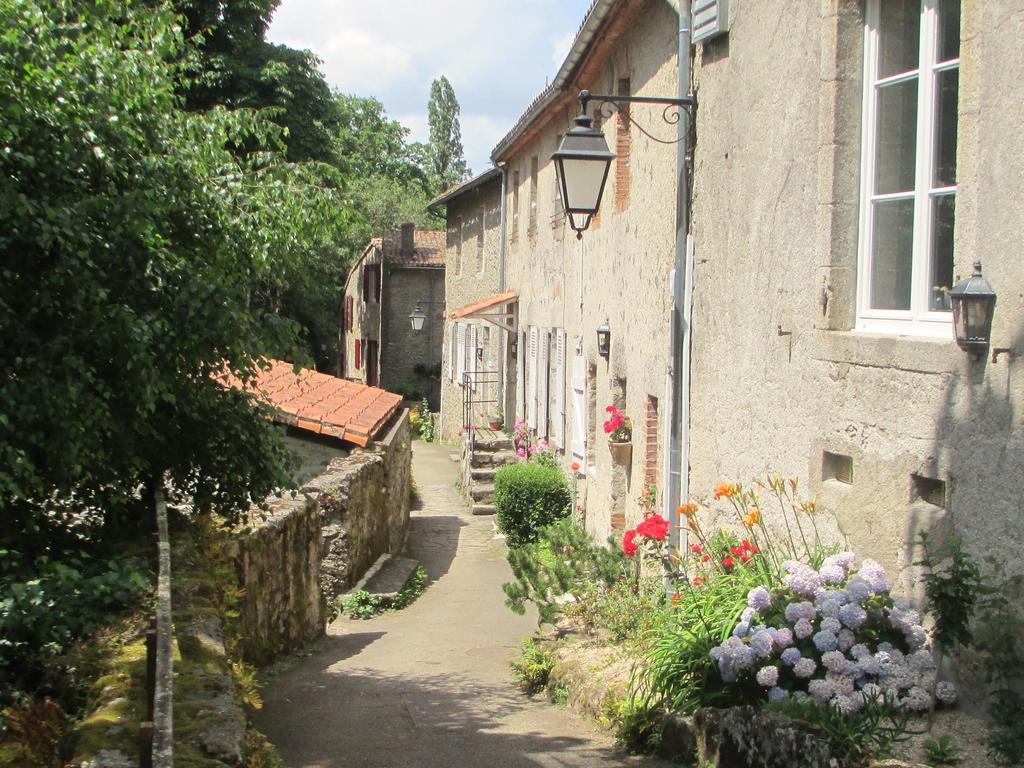 Village De Gites Du Moulin Neuf Getigne Bagian luar foto